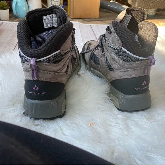Vasque Goretex Breeze 2.0. Size 9 Wide - Picture 3 of 5